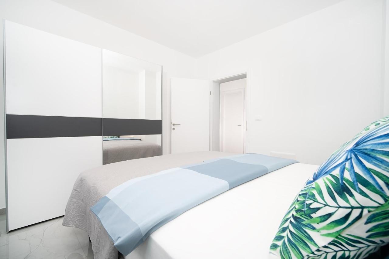 Villa Apartments Lela Rabac Dış mekan fotoğraf