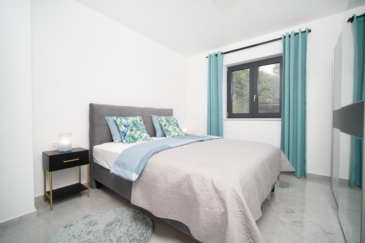 Villa Apartments Lela Rabac Dış mekan fotoğraf